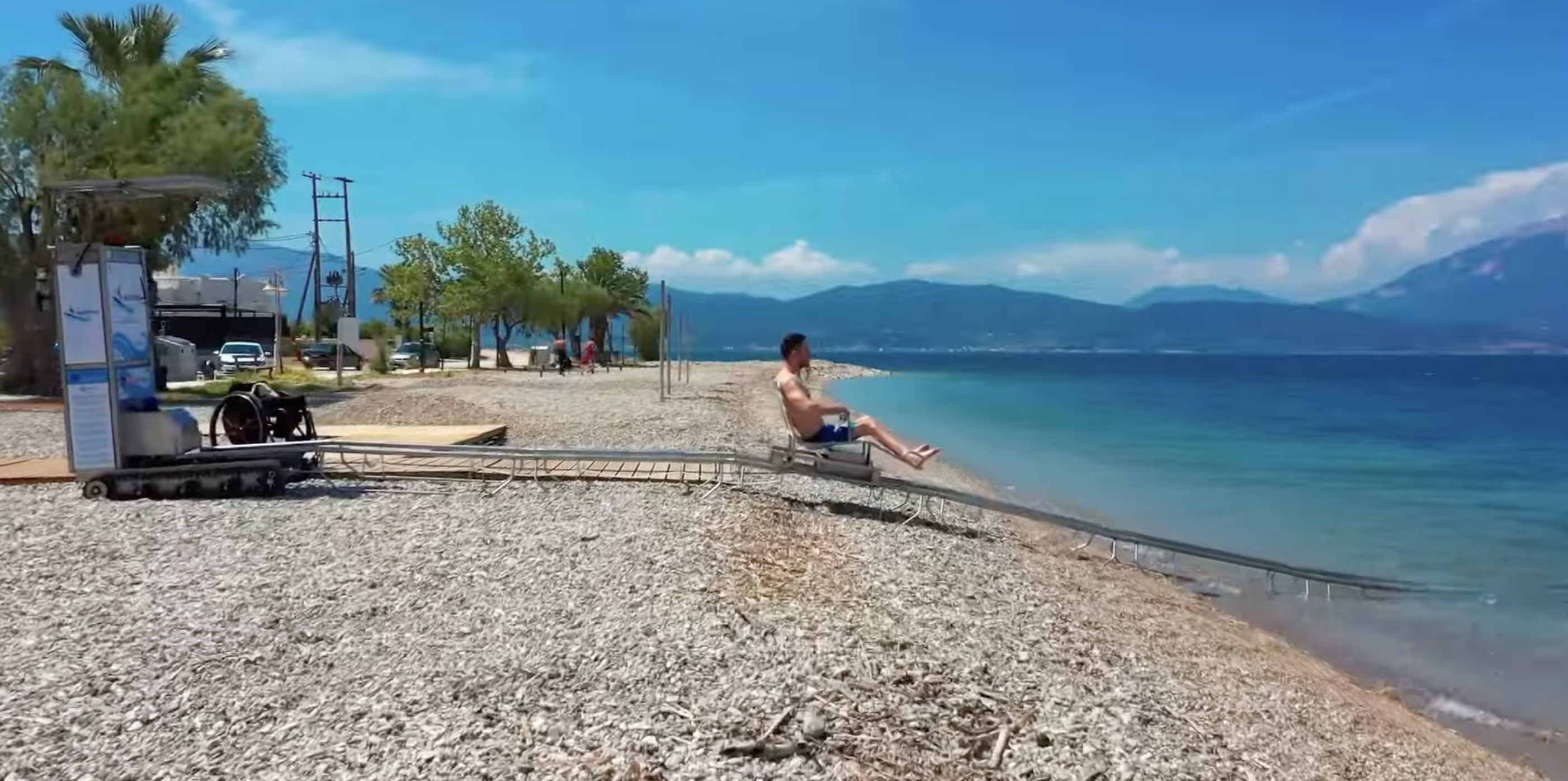 Достъпен плаж и достъп до морето
